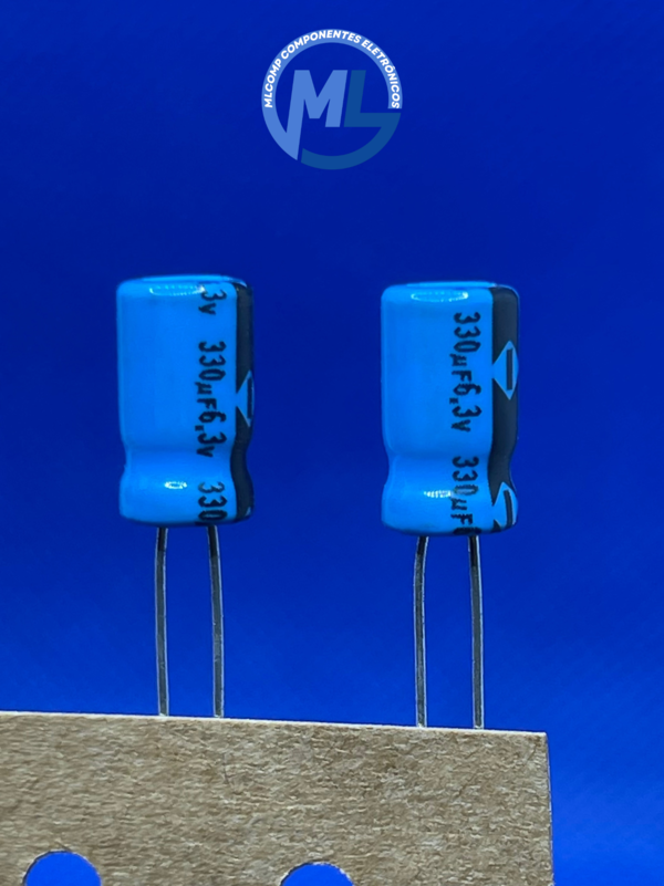 Capacitor Eletrolitico 330uf63v Rd 105º 63x11mm Cosonic Mlcomp 5744