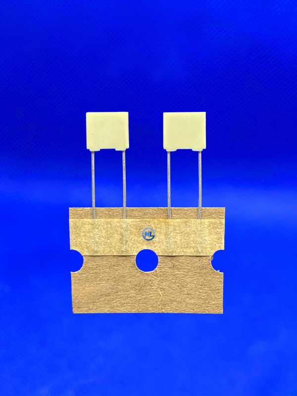CAPACITOR POLIÉSTER 68K/100V 5% 5MM R85EC2680CK60J ARCOTRONICS – MLComp