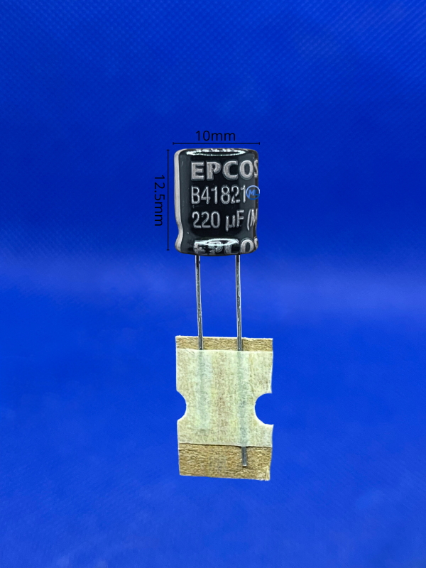 Lotto 20 Condensatori Nichicon UFW 220uF 50V 10x12,5mm – Grado Audio – UFW1H221MPD